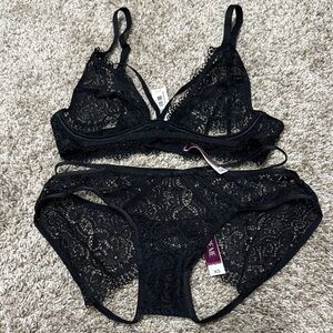 Adore Me Black Lace Bra Set